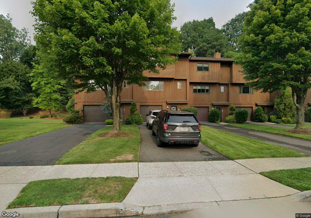 73 Metro Vista Dr, Hawthorne, NJ 07506 - photo 1