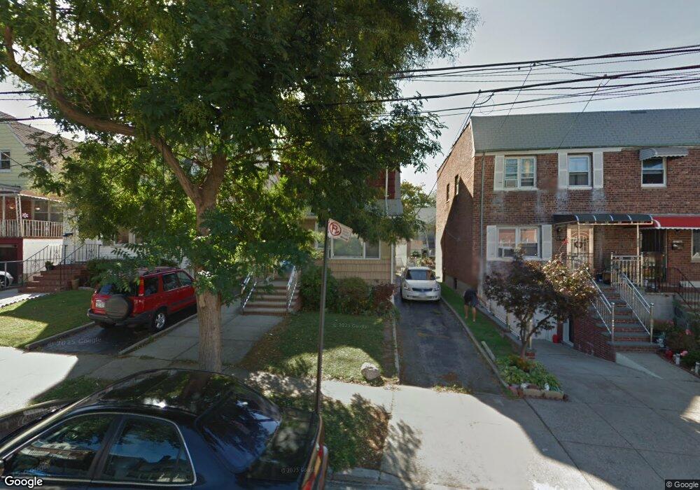 6132 161st St, Fresh Meadows, NY 11365 - photo 1