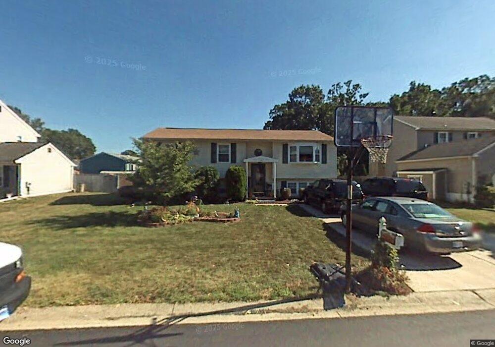 122 Fox Dr, Newark, DE 19713 - photo 1