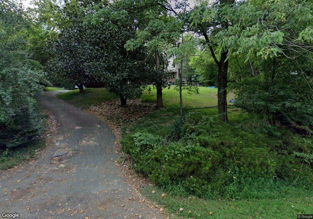 2409 Wakefield Rd, Charlottesville, VA 22901 - photo 1