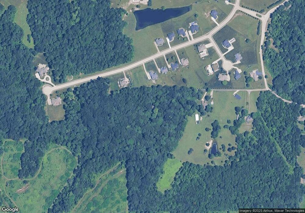 9195 N Skyline Dr, Floyds Knobs, IN 47119 - photo 1