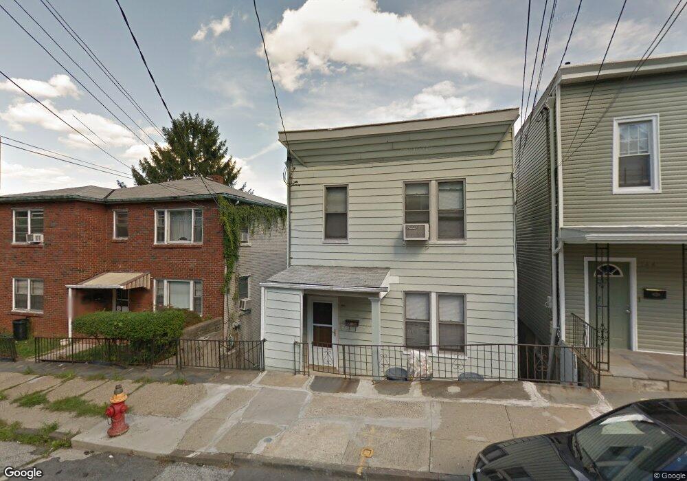 146 Vineyard Ave unit 2, Yonkers, NY 10703 - photo 1