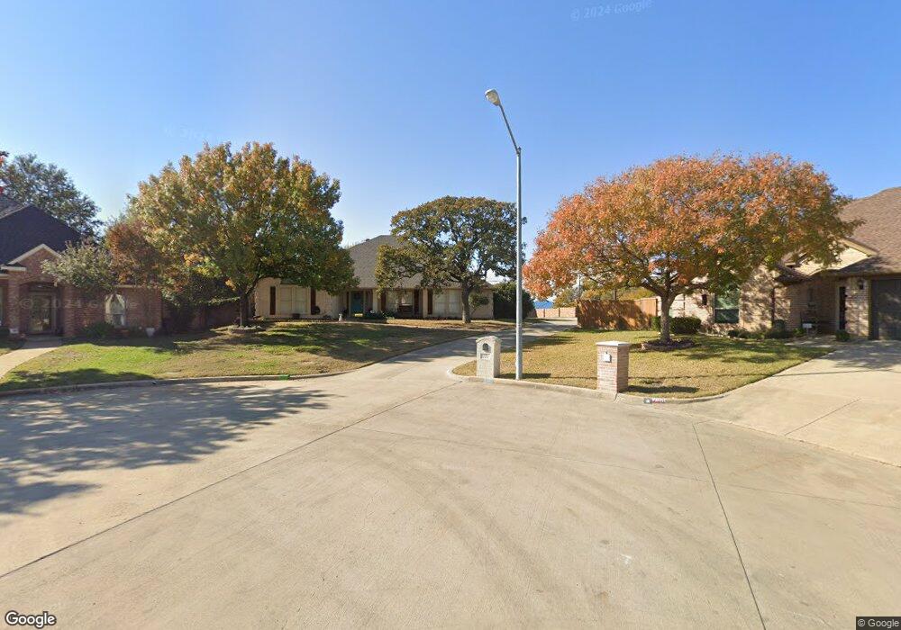 721 Highstar Ct, Hurst, TX 76054 - photo 1