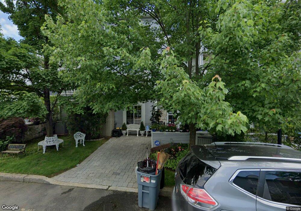 51A Country Dr E unit 65, Staten Island, NY 10314 - photo 1