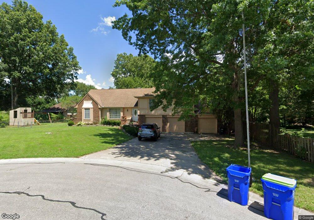 7209 Flint Cir, Shawnee, KS 66203 - photo 1