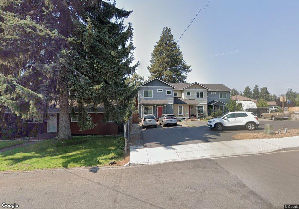 939 NE 12th St, Bend, OR 97701 - photo 1