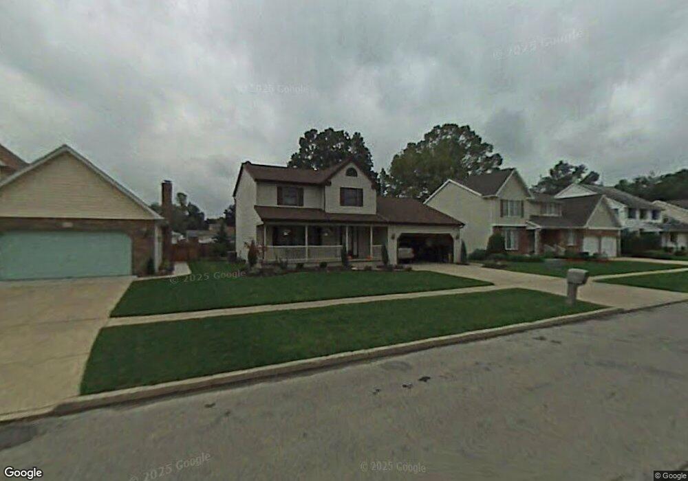 833 Thomas Fox Dr W, North Tonawanda, NY 14120 - photo 1