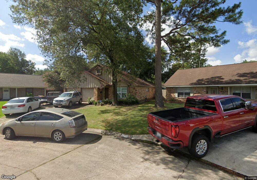 411 Woodforest Ct, Houston, TX 77015 - photo 1