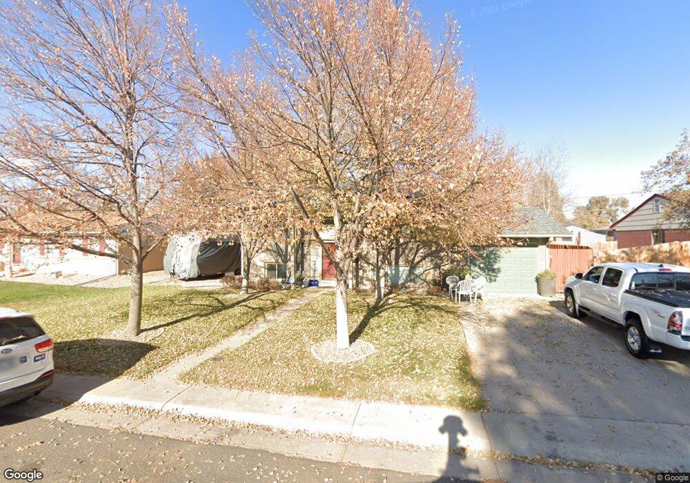 11719 E Virginia Place, Aurora, CO 80012 - photo 1