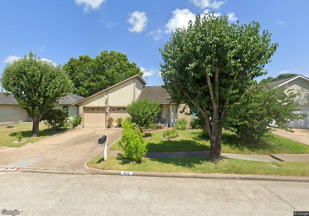 9415 Kingspass St, Houston, TX 77075 - photo 1