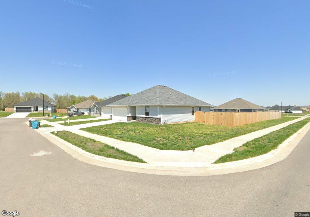 1346 S Barnard Ct, Republic, MO 65738 - photo 1