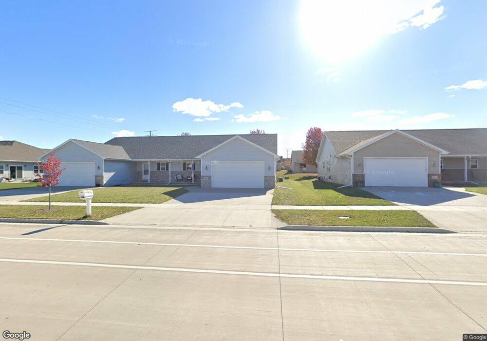 527 Creekview Ln, Appleton, WI 54915 - photo 1