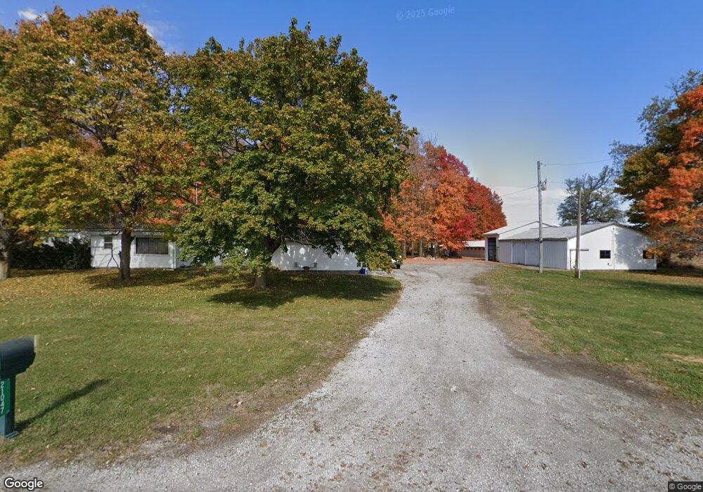 21047 Clay Rd, Wapakoneta, OH 45895 - photo 1