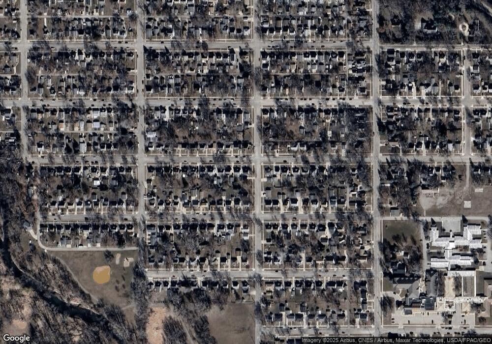 701 12th Ave SW, Austin, MN 55912 - photo 1