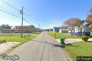 1042 Jenic Ln, Barataria, LA 70036