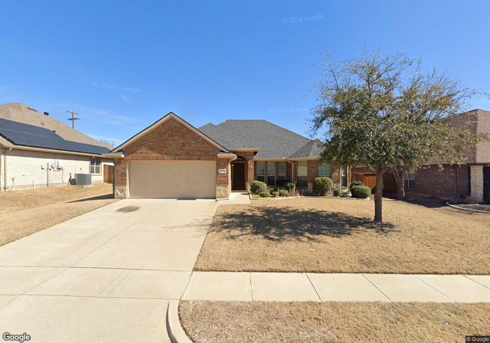 2113 Caroline Dr, Weatherford, TX 76087 - photo 1