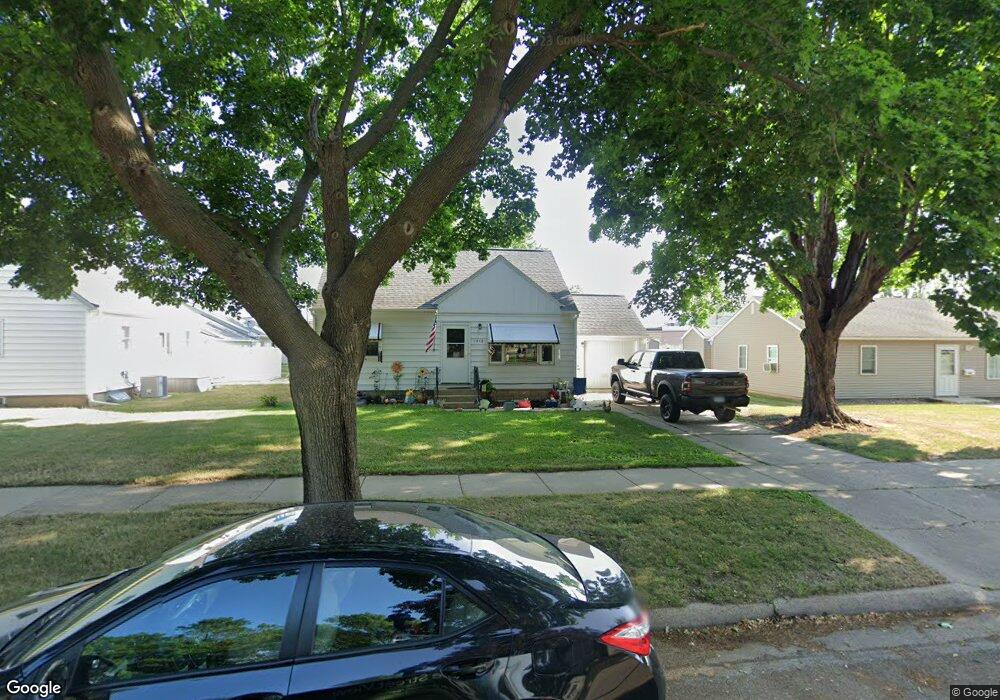 1412 2nd Ave SW, Austin, MN 55912 - photo 1