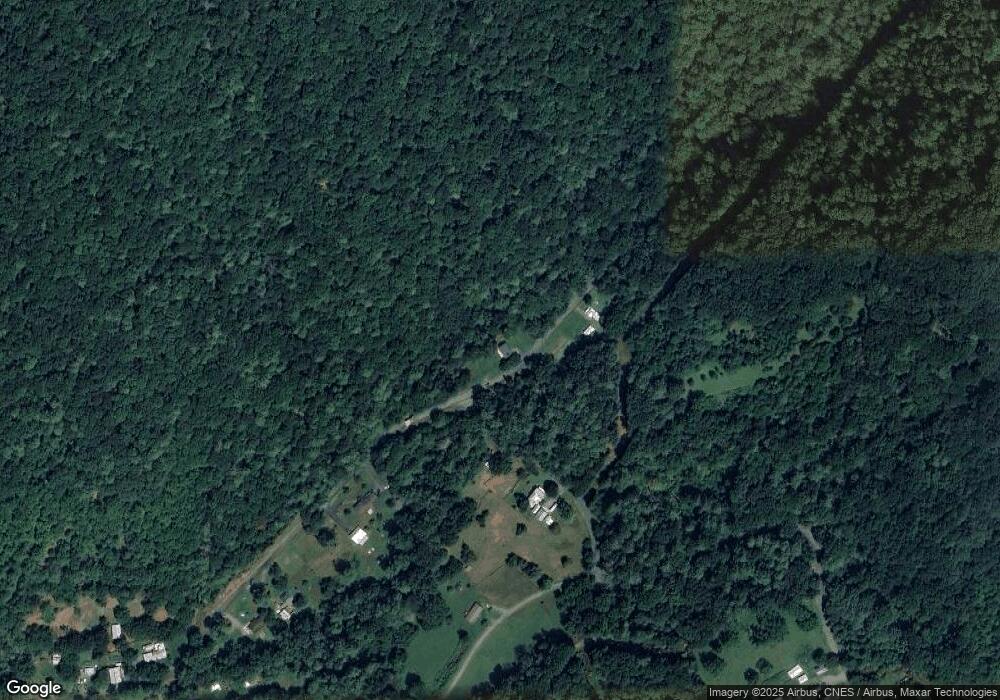 141 E Rocky Branch Rd, Luray, VA 22835 - photo 1