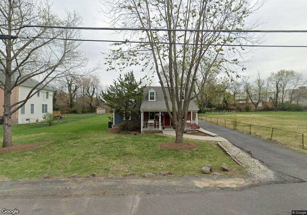 3317 Magnolia Ave, Falls Church, VA 22041 - photo 1