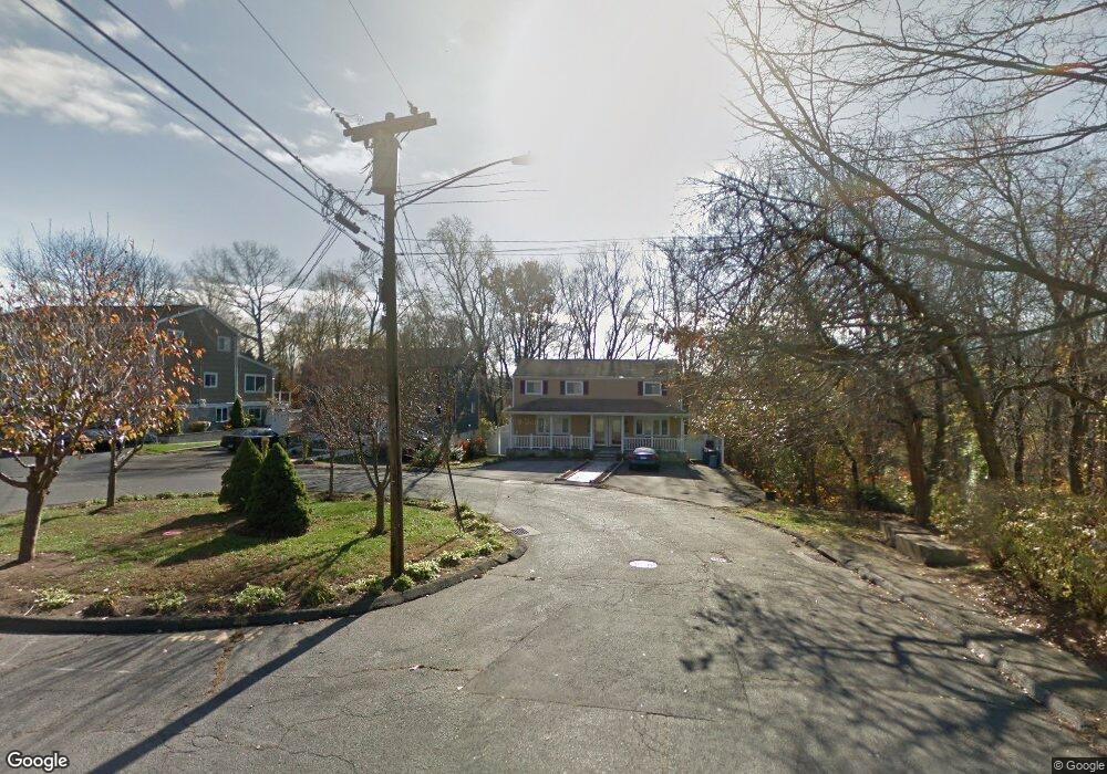 41 Benedict Ct unit 43, Norwalk, CT 06850 - photo 1