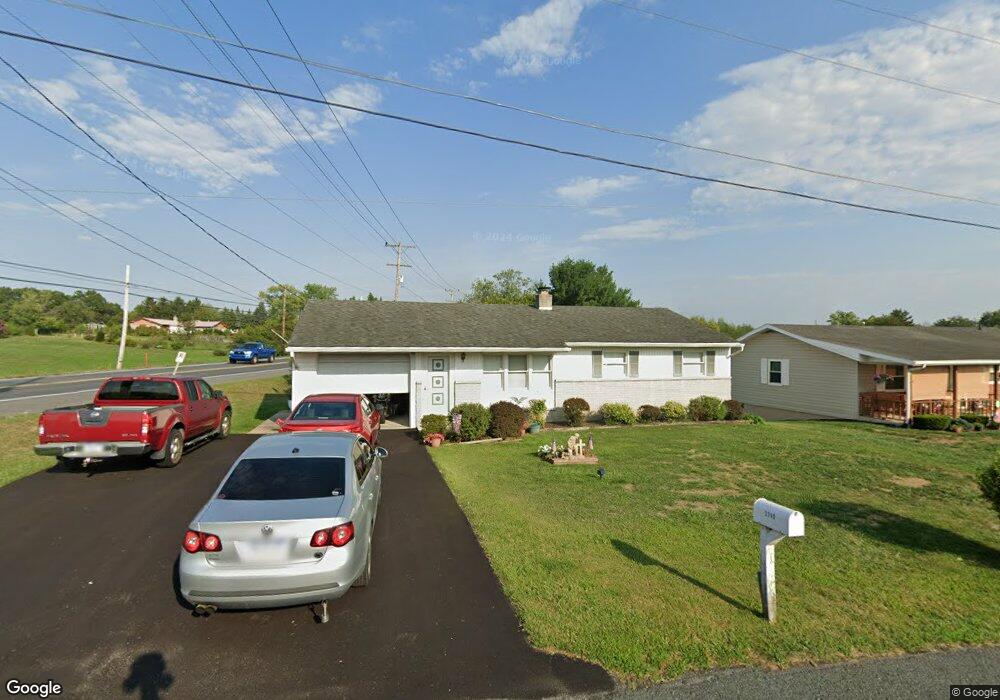 3360 Westview Cir, Greencastle, PA 17225 - photo 1