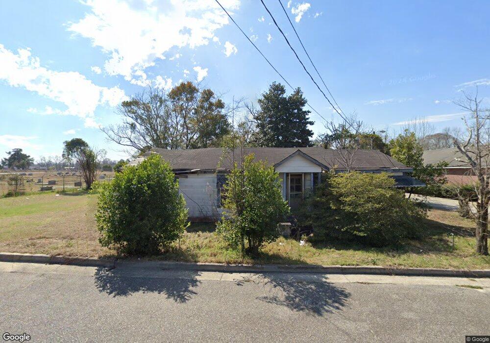 28 E Andrews St, Mc Rae, GA 31055 - photo 1