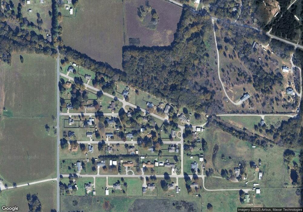 199 Cedar Ln, Ardmore, OK 73401 - photo 1