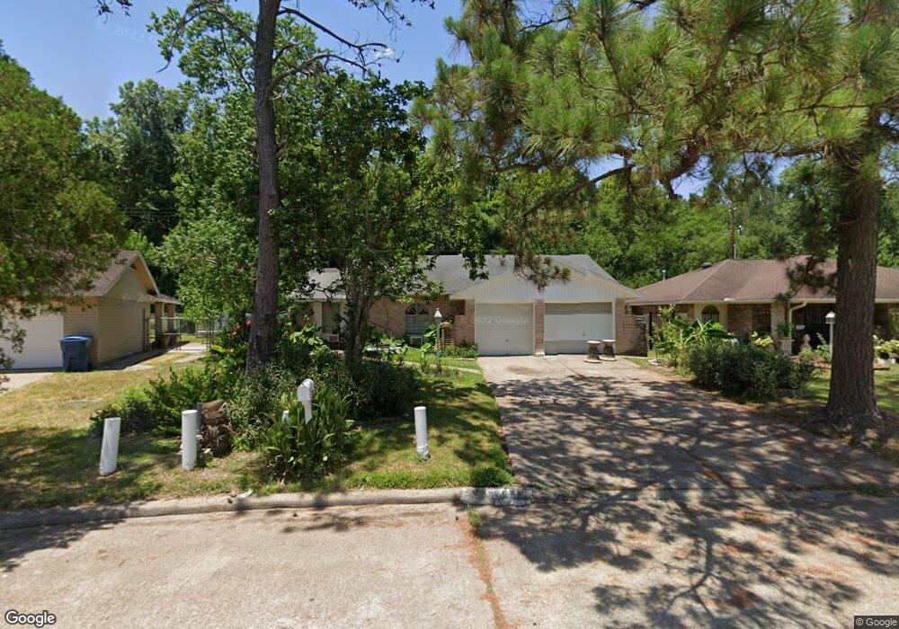 8707 Mickleton Dr, Houston, TX 77088 - photo 1