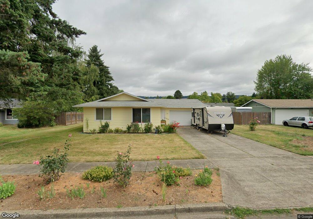 713 Pinehurst Dr, Newberg, OR 97132 - photo 1