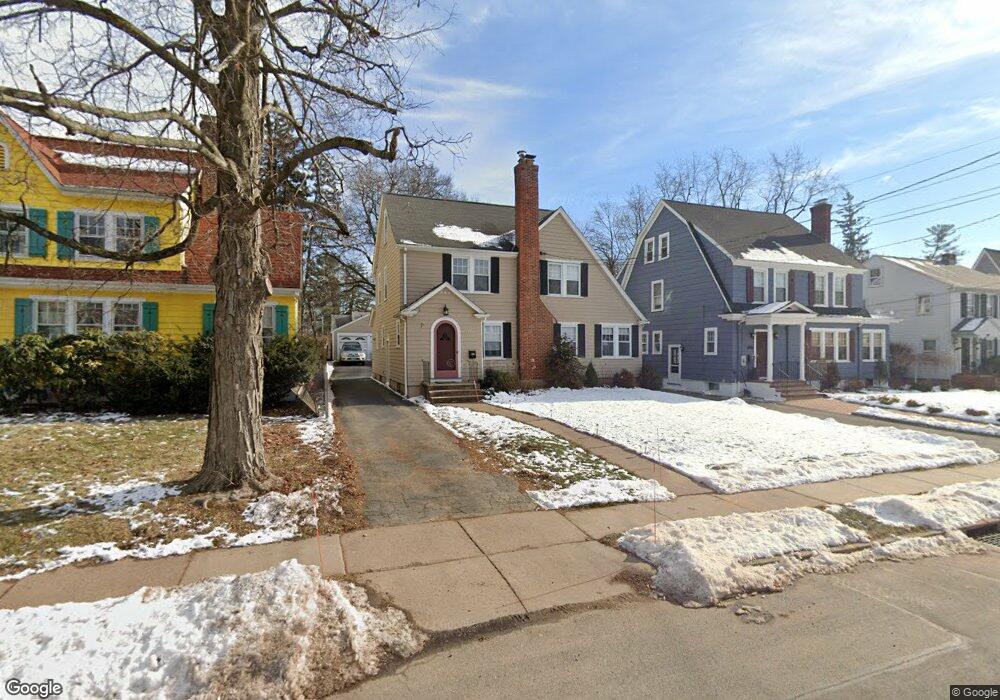 78 Griswold Dr, West Hartford, CT 06119 - photo 1