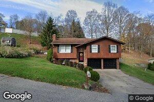 32 Greentree Rd, Wheeling, WV 26003