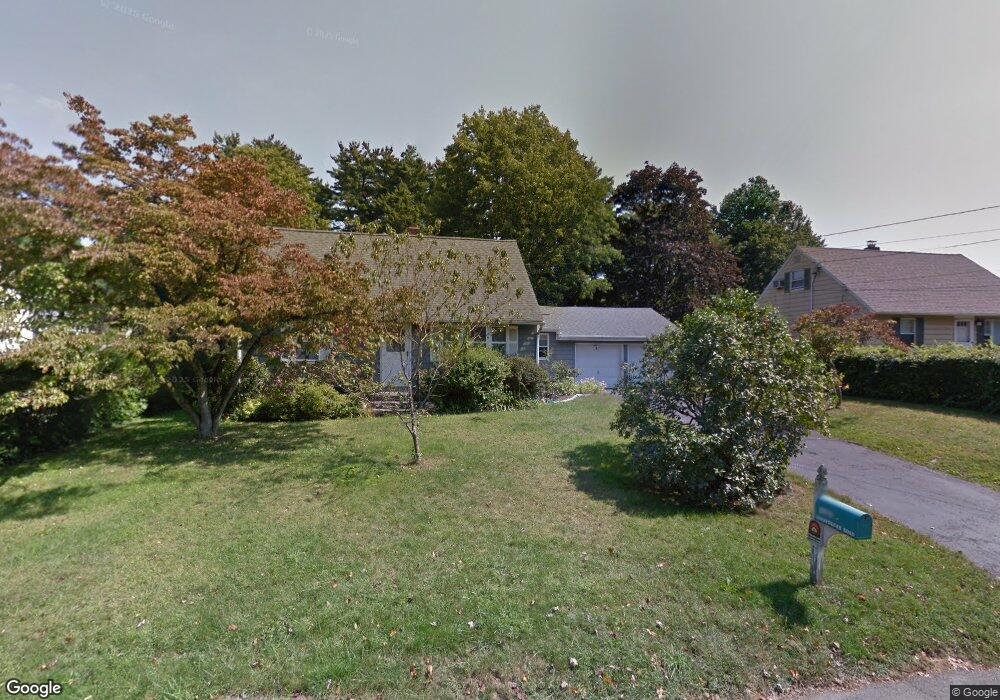 190 Sasapequan Rd, Fairfield, CT 06824 - photo 1