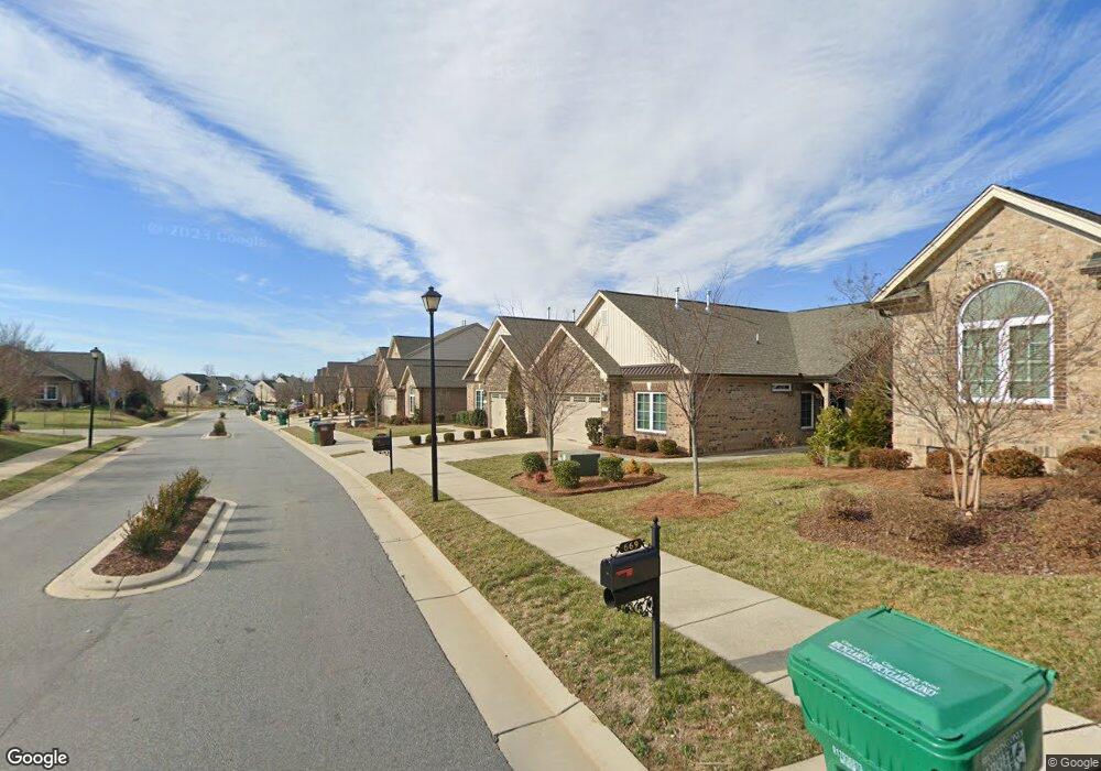 663 Piedmont Crossing Dr, High Point, NC 27265 - photo 1