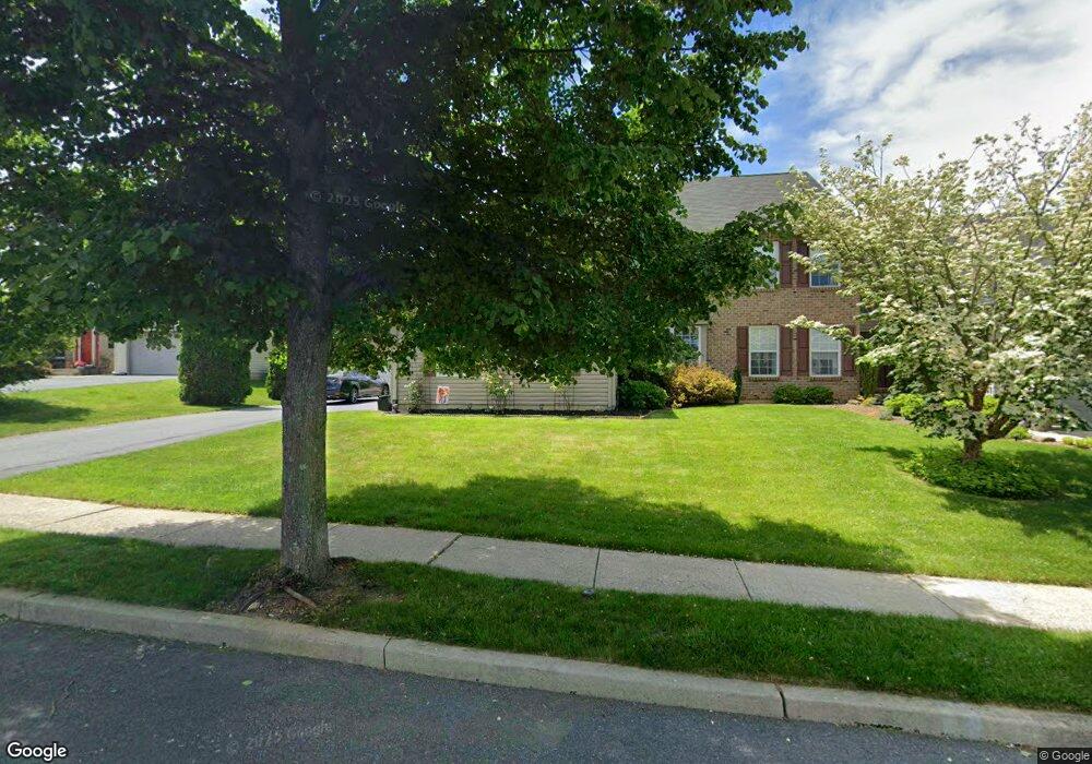 2162 Woodridge Dr, Macungie, PA 18062 - photo 1