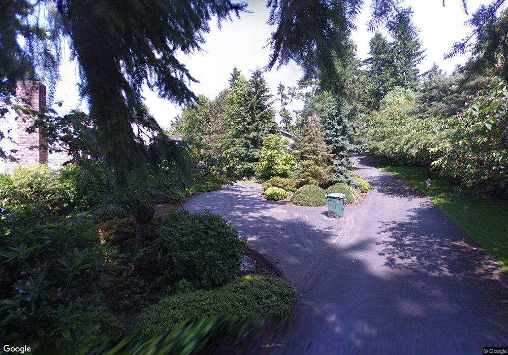 7221 W Mercer Way, Mercer Island, WA 98040 - photo 1