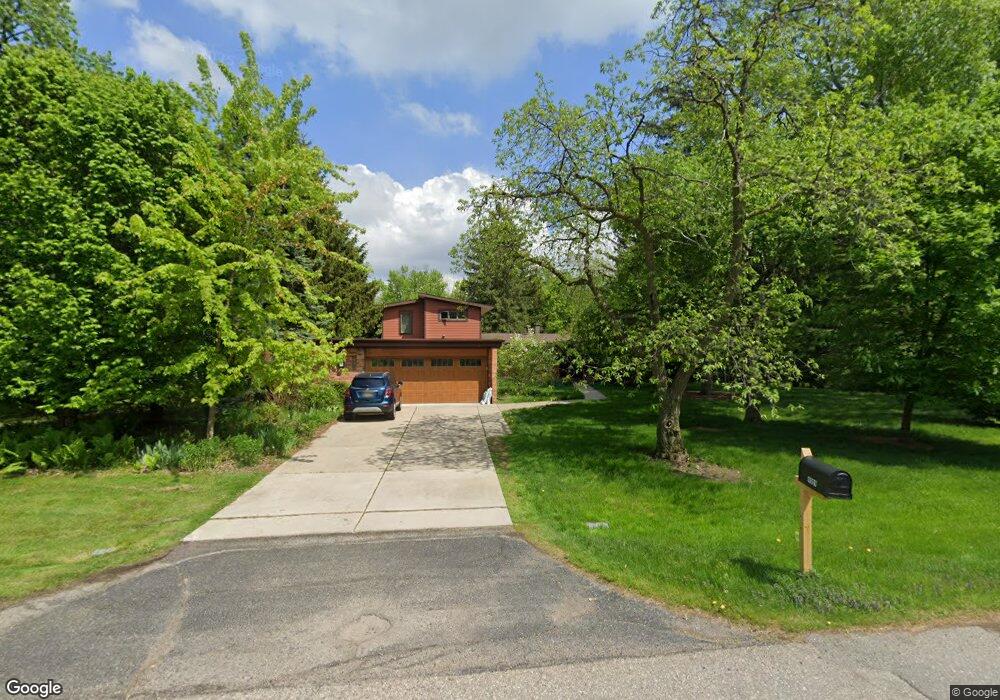 4989 Ranch Ln, Bloomfield Hills, MI 48302 - photo 1