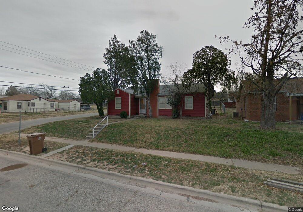 801 W 18th St, Big Spring, TX 79720 - photo 1