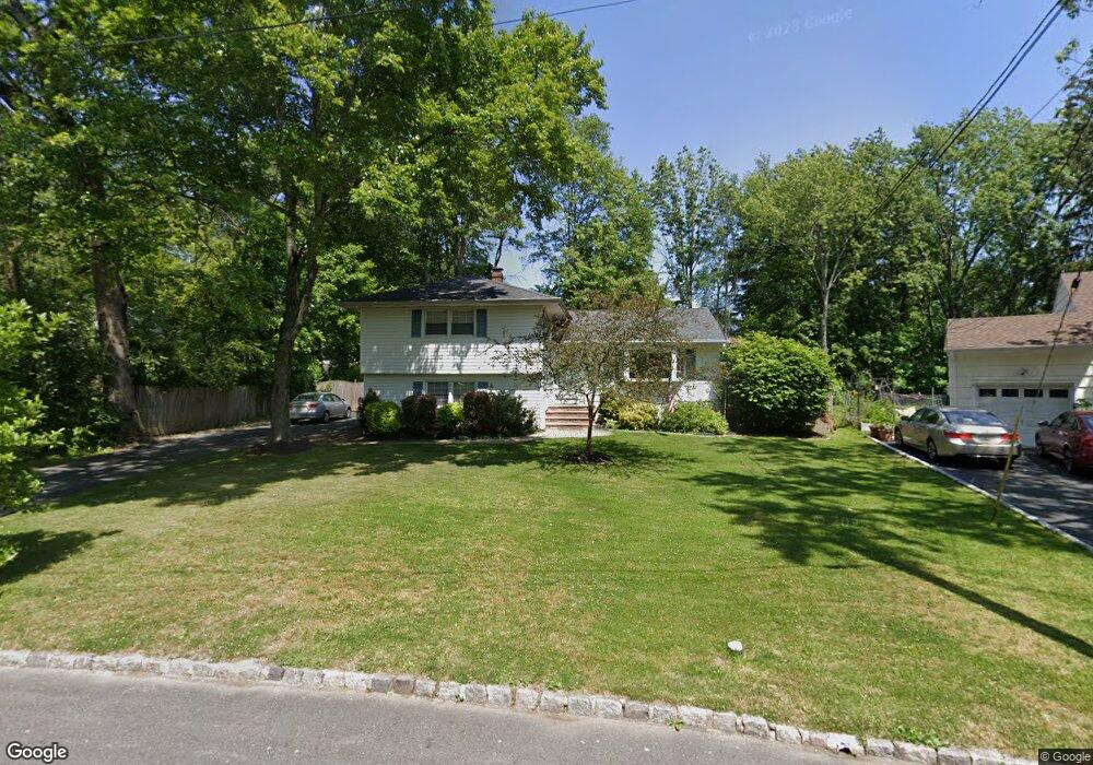 14 Coddington Dr, New Providence, NJ 07974 - photo 1