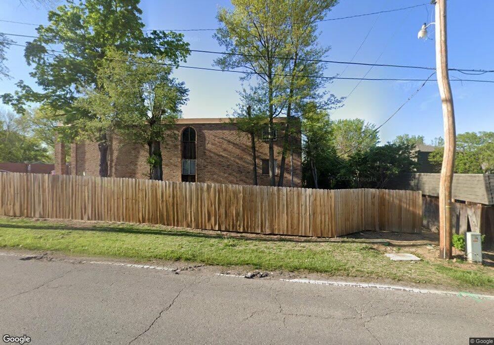 1414 SW 27th St, Topeka, KS 66611 - photo 1