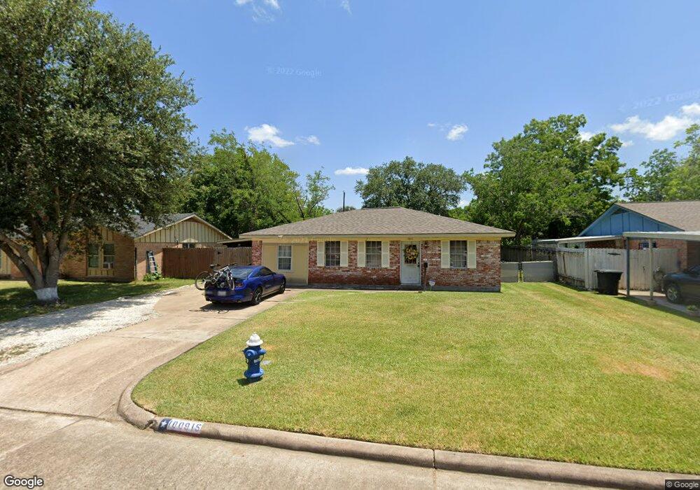 10915 Twig Dr, Houston, TX 77089 - photo 1