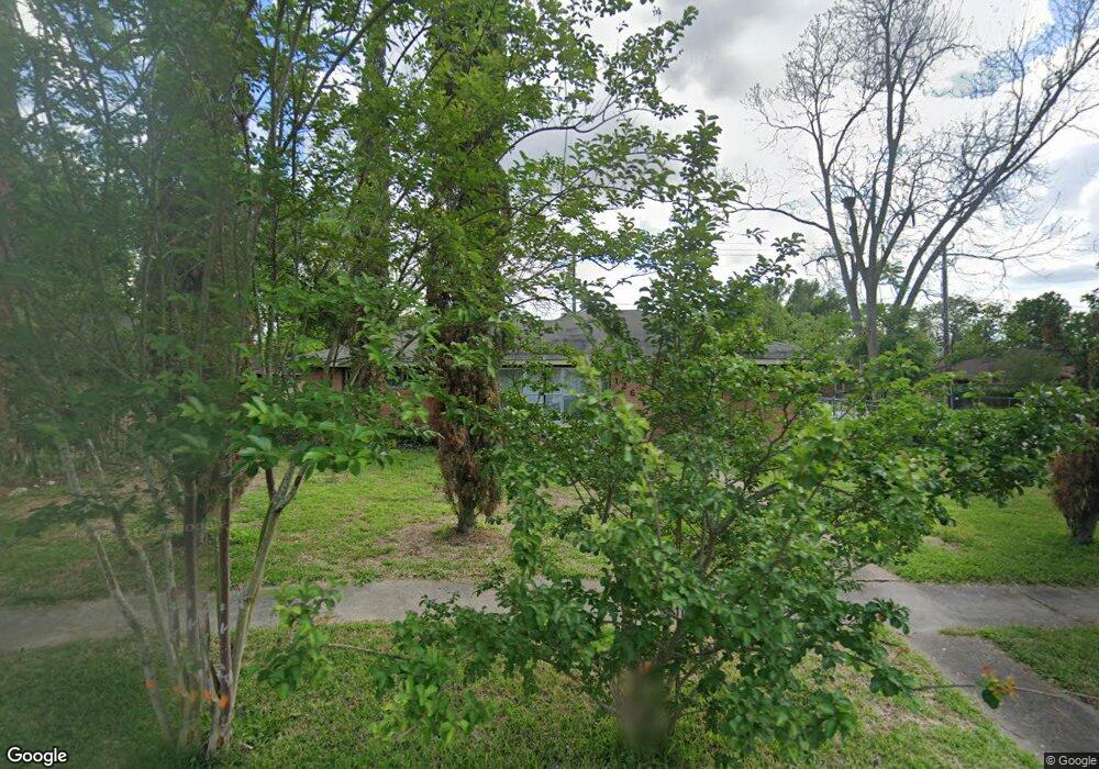 126 E Janisch Rd, Houston, TX 77022 - photo 1