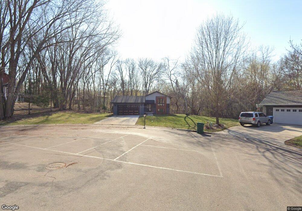 5590 Harding Ln, Excelsior, MN 55331 - photo 1