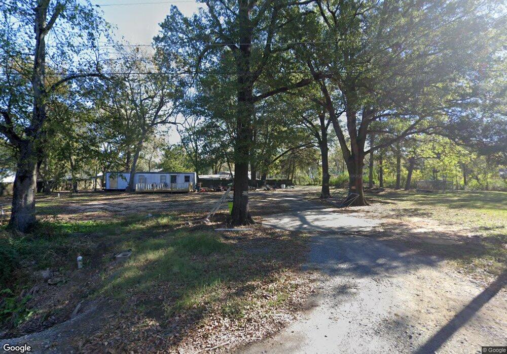 411 S Henderson St, Stuttgart, AR 72160 - photo 1