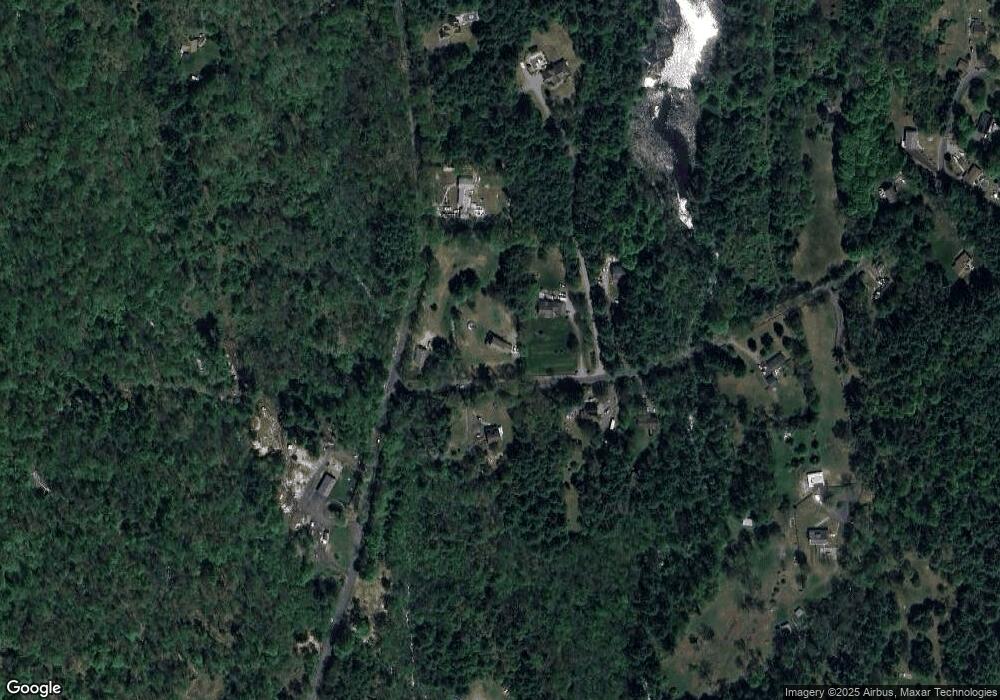 79 Cummings Rd, Ware, MA 01082 - photo 1