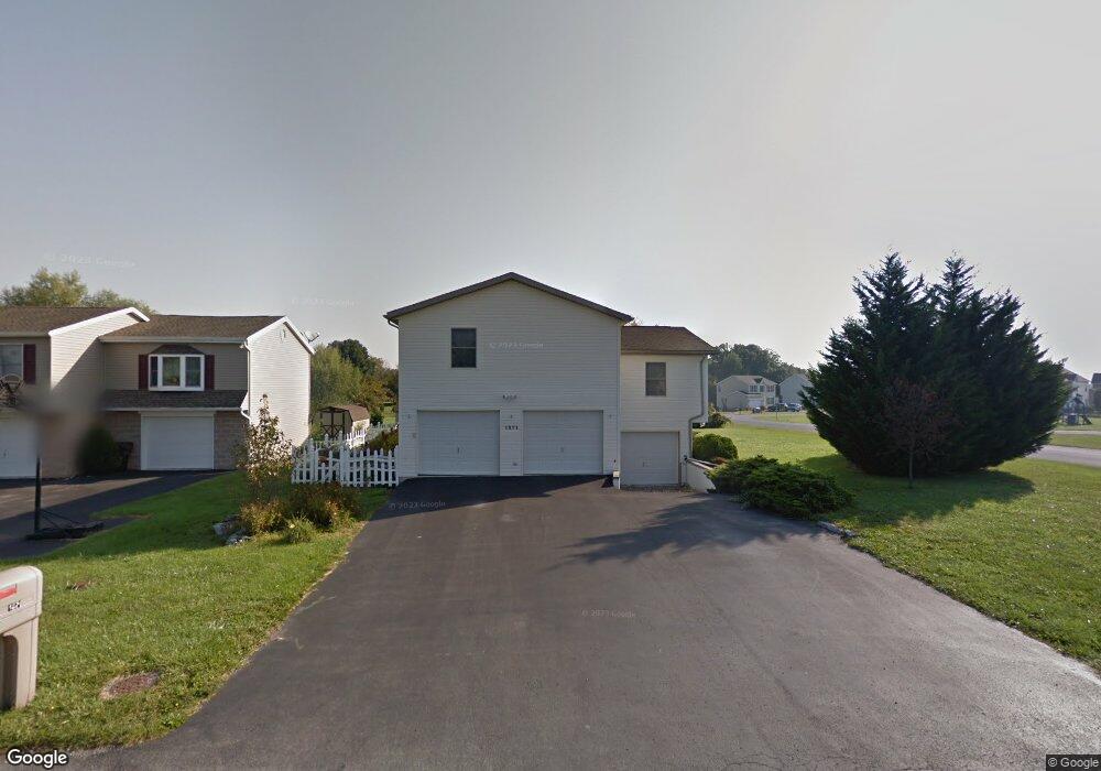 1871 Wood Duck Dr E, Chambersburg, PA 17202 - photo 1