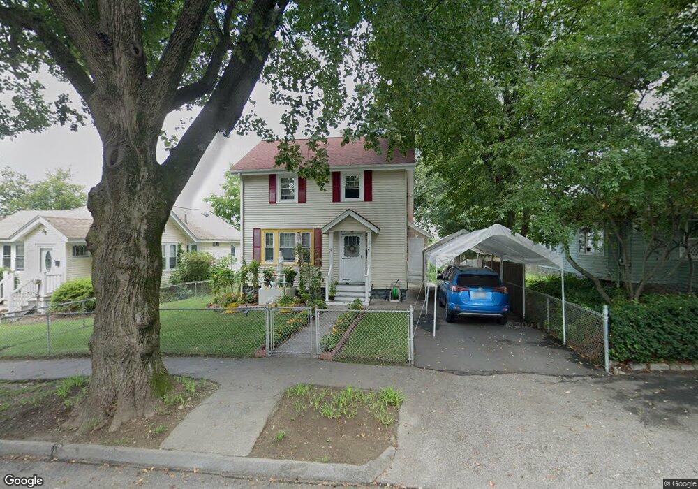 129 Whitmarsh Ave, Worcester, MA 01606 - photo 1