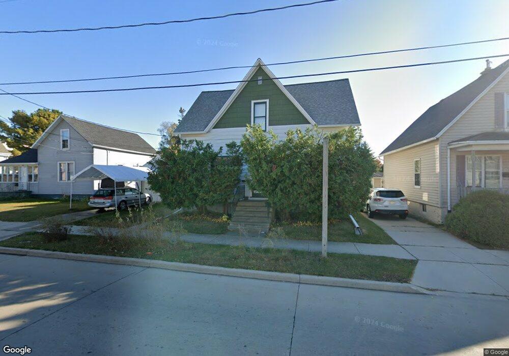 1815 14th St, Two Rivers, WI 54241 - photo 1