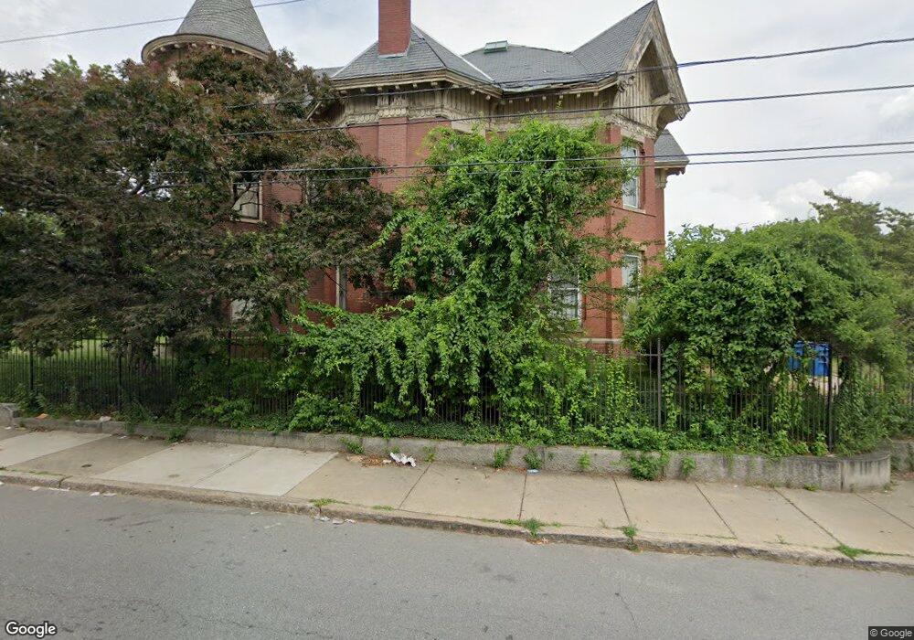 241 Jackson St, Lawrence, MA 01841 - photo 1