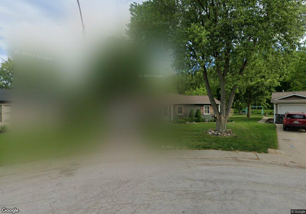 804 Locke Ct, Nappanee, IN 46550 - photo 1