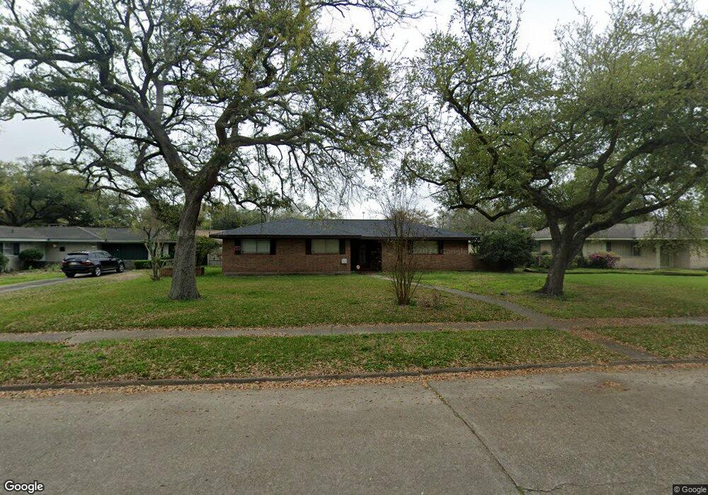 2128 20th St, Lake Charles, LA 70601 - photo 1